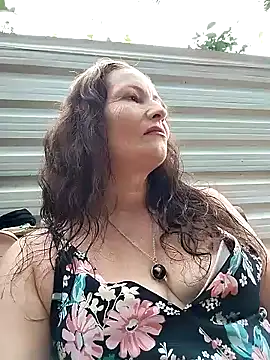 Sexy-Woman-Mature online show from 4, 3, 2025