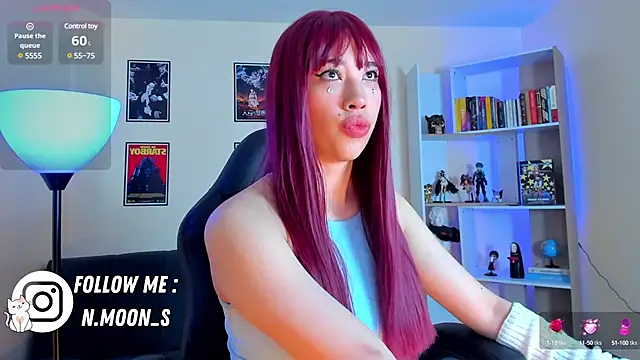 Nezuuuuu  online show from 9, 3, 2025