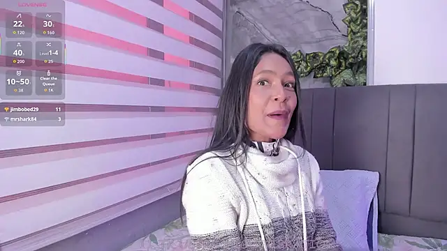 Fernanda liie  online show from 4, 12, 2025