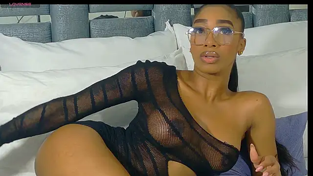 Angelesmith1 online show from 27, 2, 2026