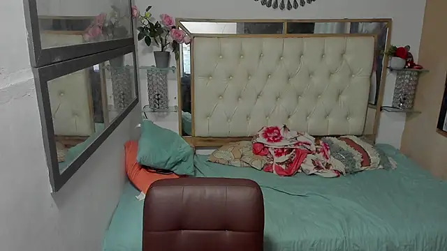 heiker  online show from 24, 10, 2025