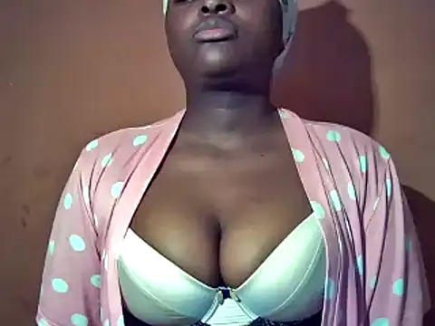 Snapshot of sexyhips2001 chatting on 28, 9, 2025 sexyhips2001 online show from 28, 9, 2025