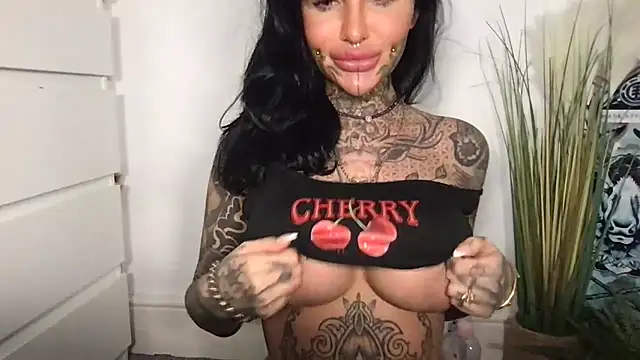 Peaches and the Cream online show from 2, 3, 2026