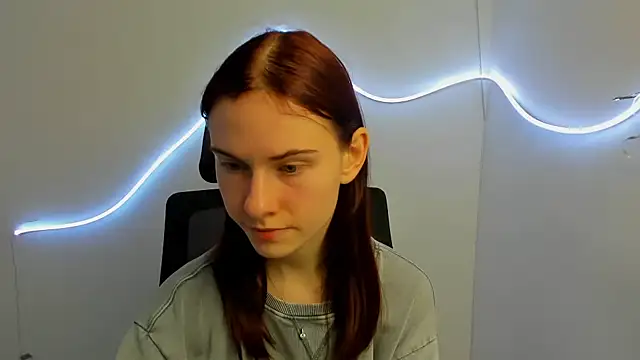 Fiona Night online show from 19, 3, 2025