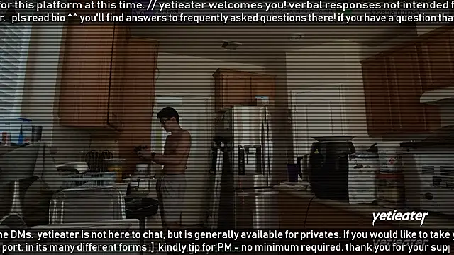 Snapshot of yetieater chatting on 7, 3, 2026 yetieater online show from 7, 3, 2026