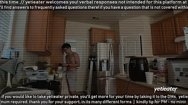 Snapshot of yetieater chatting on 24, 3, 2026 yetieater online show from 24, 3, 2026