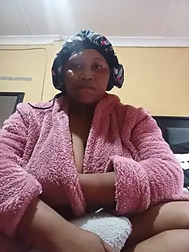Snapshot of JuicyMilkyTizzy chatting on 17, 6, 2026 JuicyMilkyTizzy online show from 17, 6, 2026