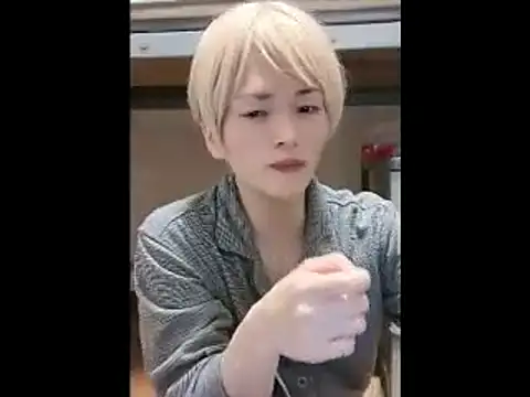 Snapshot of mgnhiroyuki chatting on 23, 4, 2026 mgnhiroyuki online show from 23, 4, 2026
