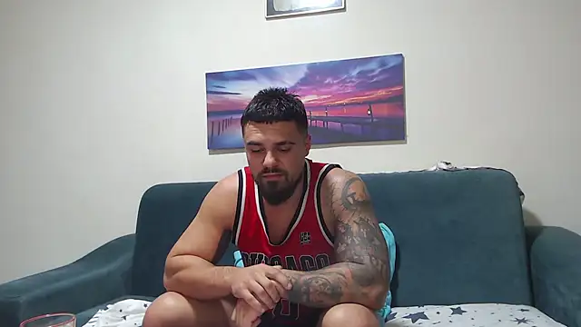 Tiberius hunk online show from 17, 10, 2025