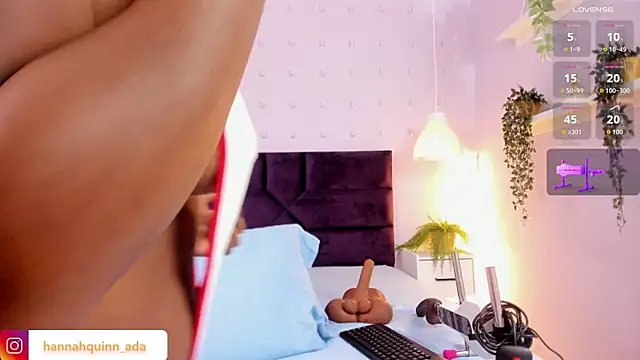 Hanaahquinn online show from 30, 9, 2025