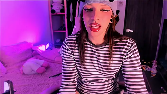 Loona s online show from 14, 3, 2026