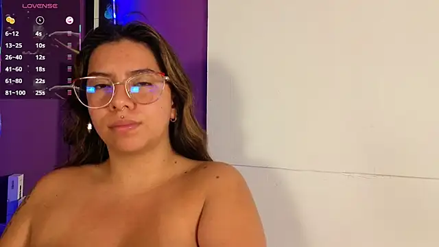 emilyy cooperr online show from 4, 6, 2026