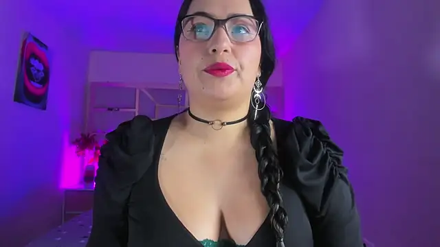 Snapshot of tamara_rouse1 chatting on 26, 11, 2025 tamara rouse1 online show from 26, 11, 2025