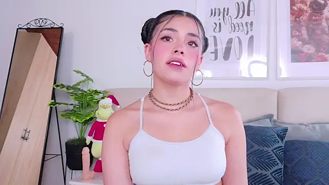 SaritaBratz online show from 14, 12, 2025