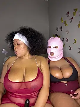 Snapshot of CuteSexyBoobz chatting on 15, 4, 2026 CuteSexyBoobz online show from 15, 4, 2026