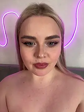 April Vancee online show from 14, 3, 2025