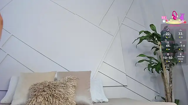 Snapshot of alanarouge chatting on 10, 9, 2025 alanarouge online show from 10, 9, 2025