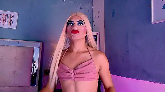 Emily Castillo 1 online show from 13, 7, 2026