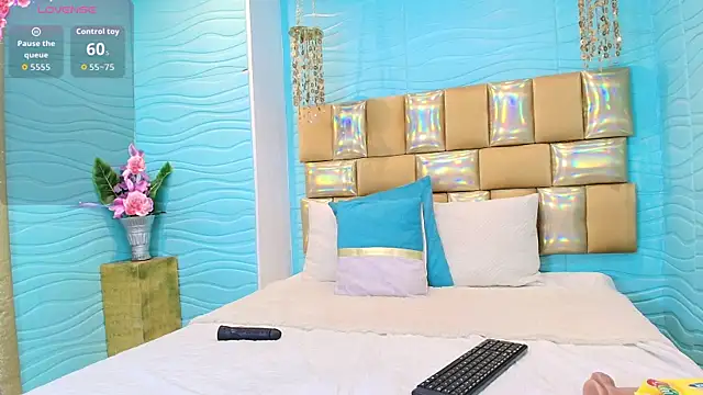 Mia Montess online show from 15, 10, 2025