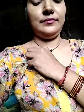 Maidangirl online show from 8, 10, 2025