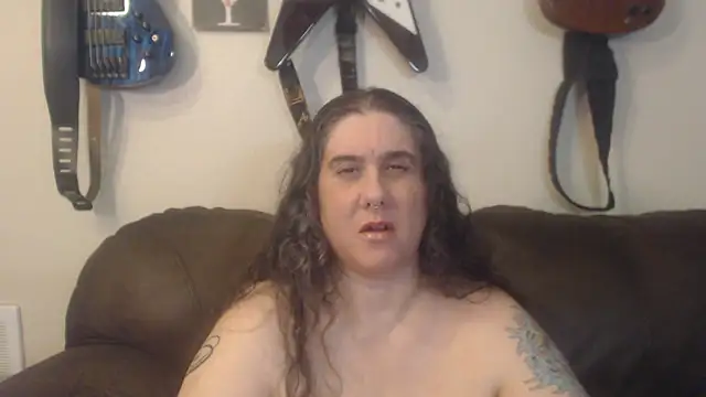 Dreaming Of Blue online show from 9, 3, 2025