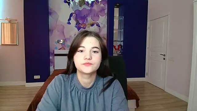 Snapshot of ElinaMils chatting on 4, 3, 2025 ElinaMils online show from 4, 3, 2025