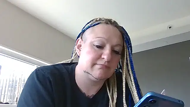 livieblainn online show from 28, 3, 2026