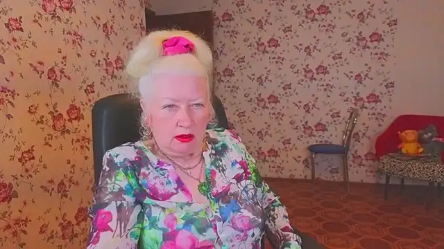 Maya Mayflower online show from 15, 5, 2026