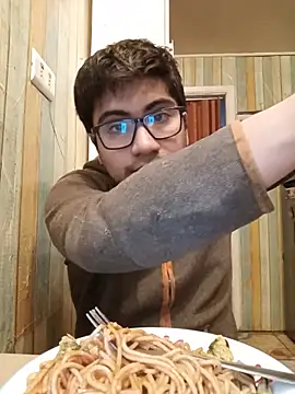 TroubledHeater30 online show from 26, 6, 2026