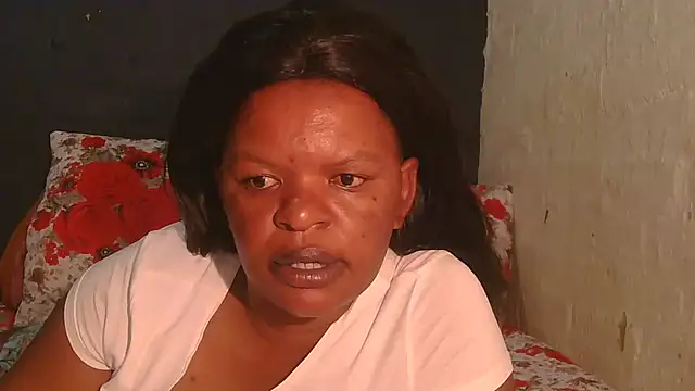 Snapshot of ebony_rose11 chatting on 11, 11, 2025 ebony rose11 online show from 11, 11, 2025