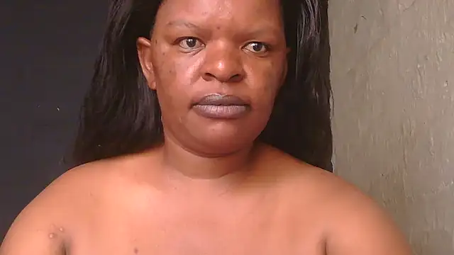 Snapshot of ebony_rose11 chatting on 14, 11, 2025 ebony rose11 online show from 14, 11, 2025