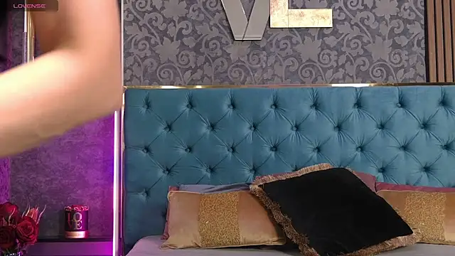 Snapshot of Vanessao1 chatting on 8, 5, 2026 Vanessao1 online show from 8, 5, 2026