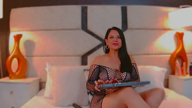 MonserratLane online show from 22, 3, 2025