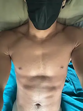 Snapshot of maxx777 chatting on 13, 9, 2025 maxx777 online show from 13, 9, 2025