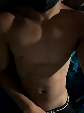 Snapshot of maxx777 chatting on 21, 9, 2025 maxx777 online show from 21, 9, 2025