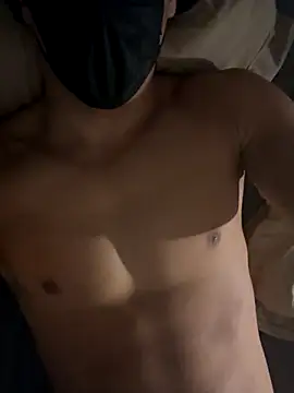 Snapshot of maxx777 chatting on 3, 11, 2025 maxx777 online show from 3, 11, 2025