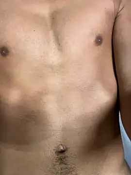 Snapshot of maxx777 chatting on 30, 11, 2025 maxx777 online show from 30, 11, 2025