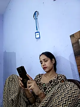 Snapshot of indiandesilive chatting on 19, 9, 2025 indiandesilive online show from 19, 9, 2025