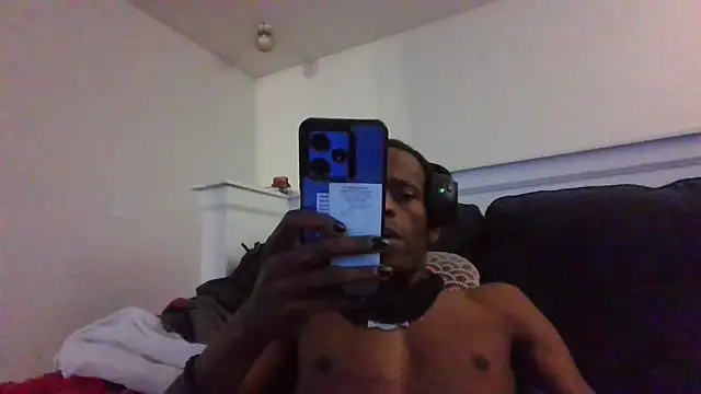 Snapshot of BadazzRXL chatting on 8, 11, 2025 BadazzRXL online show from 8, 11, 2025