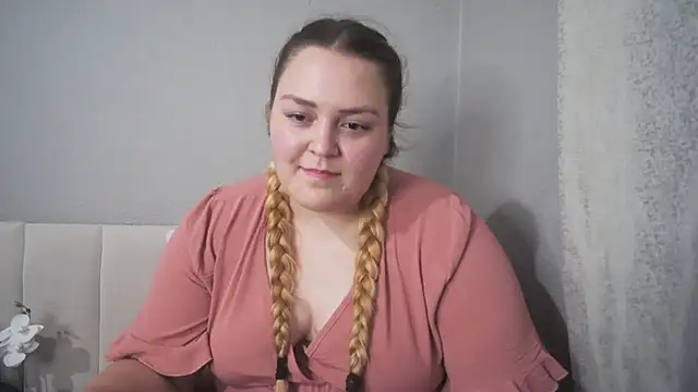 Snapshot of Neytjie chatting on 13, 2, 2026 Neytjie online show from 13, 2, 2026