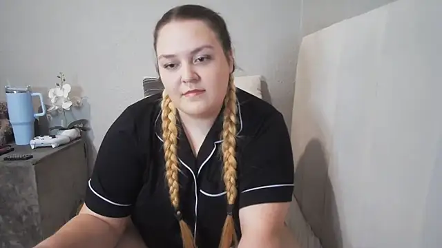 Snapshot of Neytjie chatting on 27, 2, 2026 Neytjie online show from 27, 2, 2026