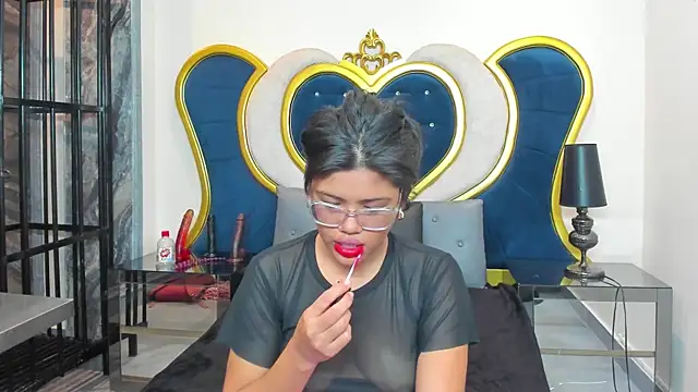 Snapshot of NovaMichel chatting on 13, 11, 2025 NovaMichel online show from 13, 11, 2025