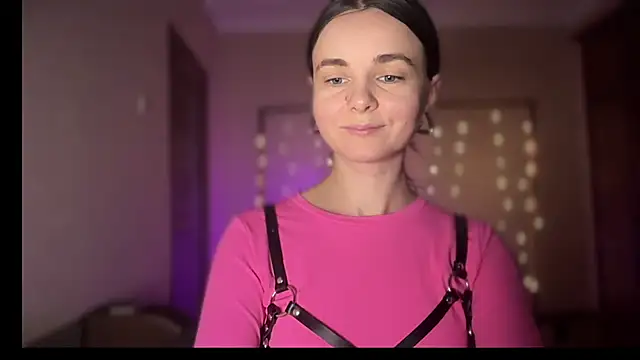 lanaloulou online show from 8, 9, 2025