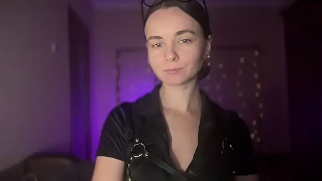 lanaloulou online show from 14, 9, 2025