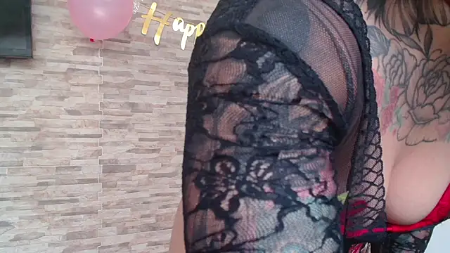 Cristal Velle online show from 5, 3, 2025