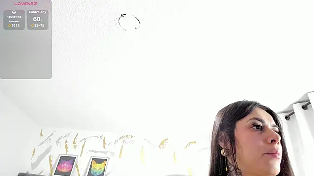 Cristal Velle online show from 4, 11, 2025