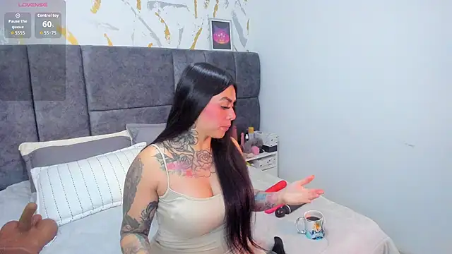 Cristal Velle online show from 21, 2, 2026