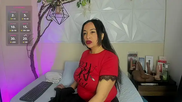 Chanel milff  online show from 16, 4, 2026