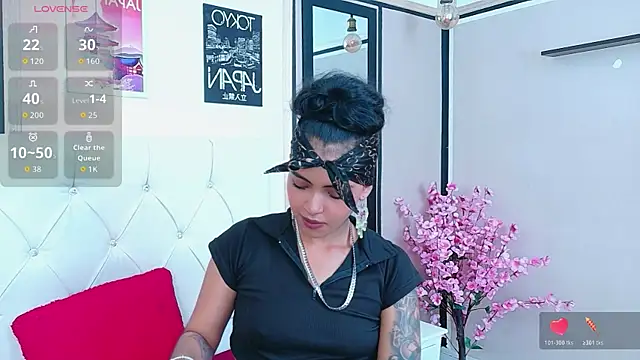 Devil AliceXo online show from 9, 2, 2026