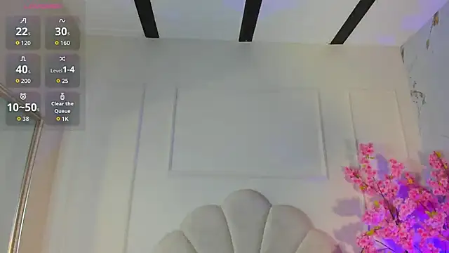 Candaceoweens online show from 24, 10, 2025